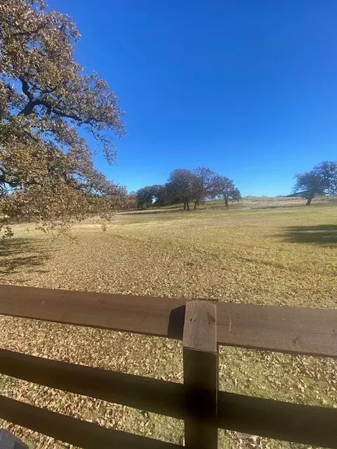 1086 Broome Rd, Bartonville, TX 76226