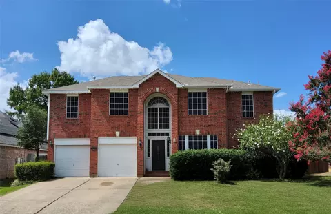 5517 Big Bend Dr, Fort Worth, TX 76137