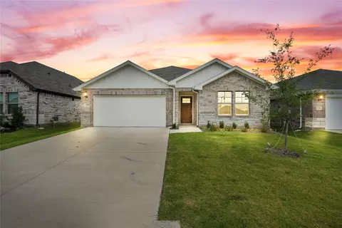 1328 Los Olmos Ln, Crandall, TX 75114
