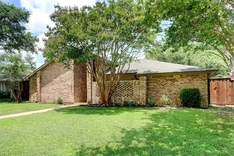 1318 Huntington Dr, Richardson, TX 75080