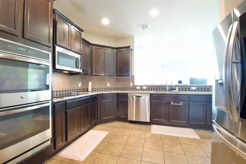 9929 Caney Creek Dr, Waco, TX 76708 photo 9
