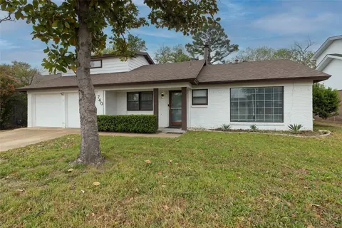 740 Willow St, Hurst, TX 76053