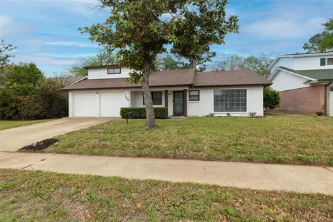 740 Willow St, Hurst, TX 76053 photo 2