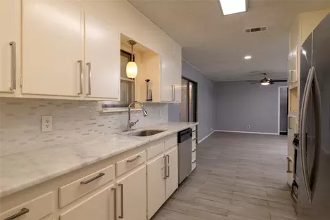 740 Willow St, Hurst, TX 76053 photo 21