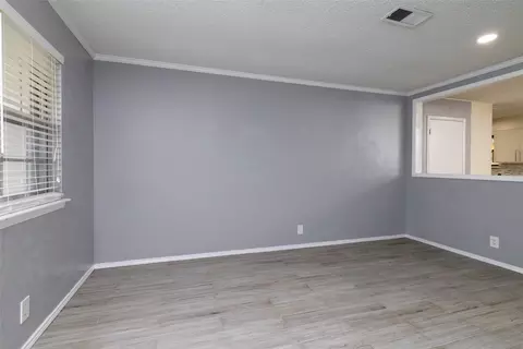 740 Willow St, Hurst, TX 76053 photo 11