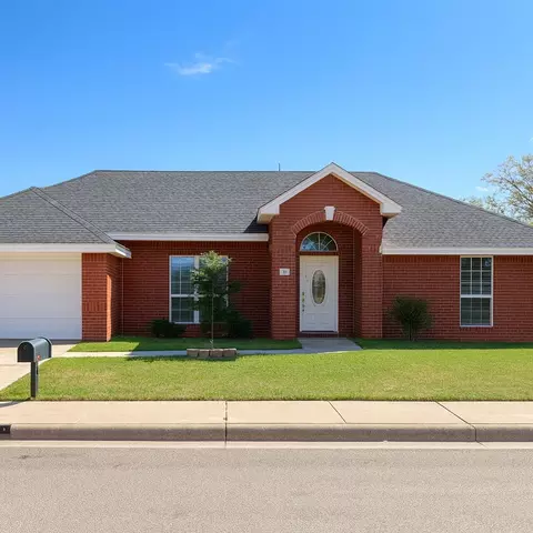 307 W Dormard Ave, Midland, TX 79705