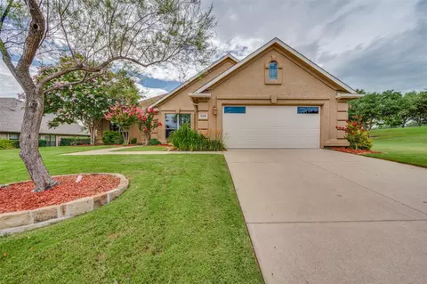 9608 Callaway Ct, Denton, TX 76207