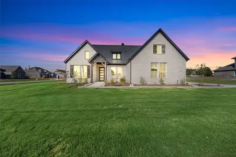 310 Cofer Rd, Leonard, TX 75452