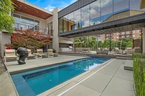 2913 Sale St, Dallas, TX 75219