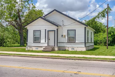 300 Clifton St, Waco, TX 76704