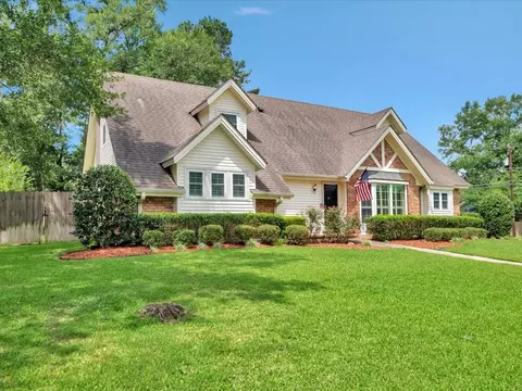 1400 Sleepy Hollow Dr, Lufkin, TX 75904