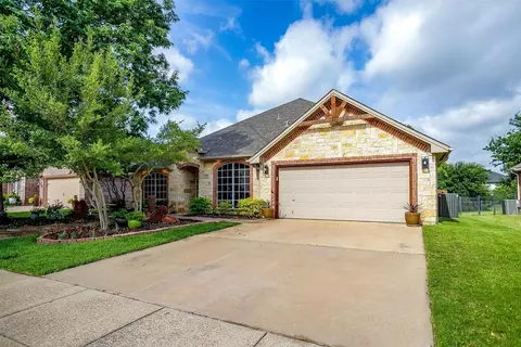 2211 Welch Pl, Mansfield, TX 76063