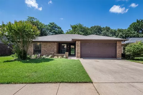 4108 Brookmoor Dr, Arlington, TX 76016