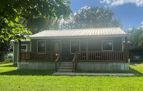 3014 Cr 16300 Rd, Deport, TX 75435