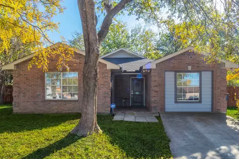 1508 Las Pinas Ct, Dallas, TX 75211