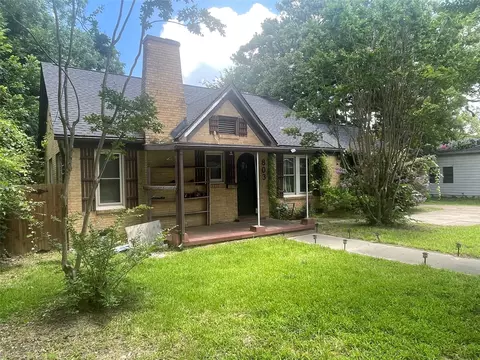 803 College St, Sulphur Springs, TX 75482
