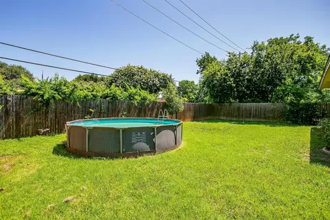 Exterior - 321 E Hampton Rd, Crowley, TX 76036 photo 11 of 13