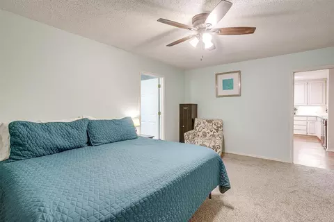Bedroom - 321 E Hampton Rd, Crowley, TX 76036 photo 3 of 6