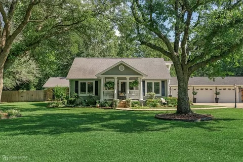 9900 Myrtis Texas Line Rd, Vivian, LA 71082