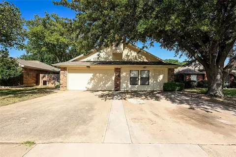 1113-1115 Bayfield Dr, Denton, TX 76209