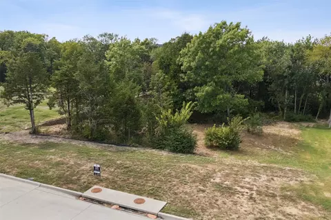 341 Broadmoor Dr, Heath, TX 75032
