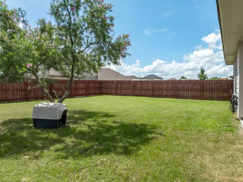 9428 Centennial Dr, Waco, TX 76708 photo 28