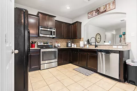 9428 Centennial Dr, Waco, TX 76708 photo 12