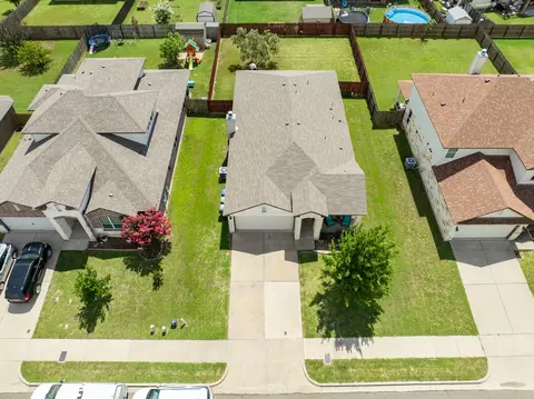 9428 Centennial Dr, Waco, TX 76708 photo 32