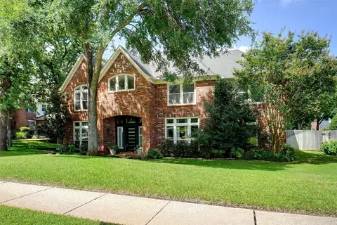 206 Swallow Dr, Southlake, TX 76092