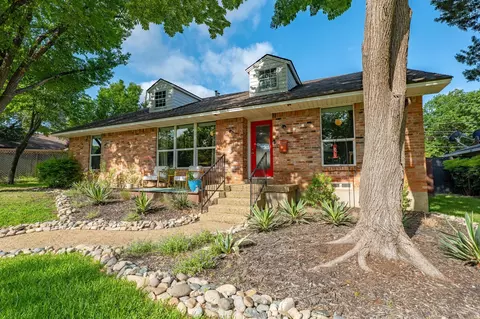 10424 Maplegrove Ln, Dallas, TX 75218