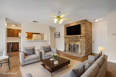 1301 Memory Ln #4910, Arlington, TX 76011
