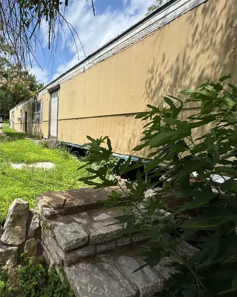 3609 Greenbrook St, Granbury, TX 76048
