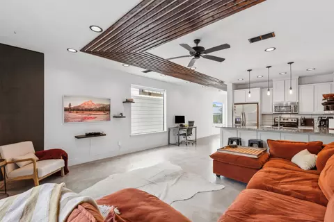 414 College Ave, Fort Worth, TX 76104