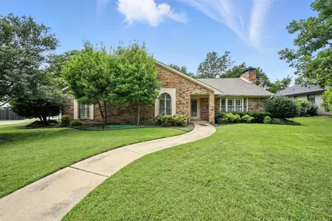 2124 Fairfax Rd, Denton, TX 76205