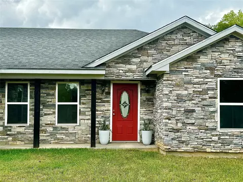 404 Bishop St, Commerce, TX 75428