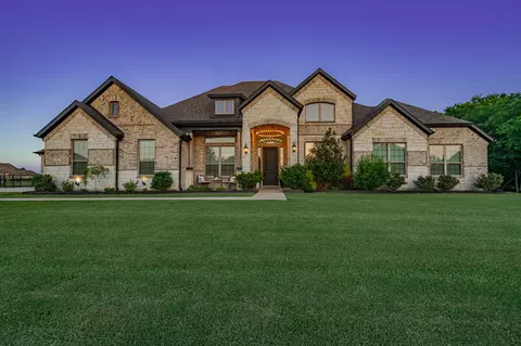323 Ledstone Ct, Rockwall, TX 75032