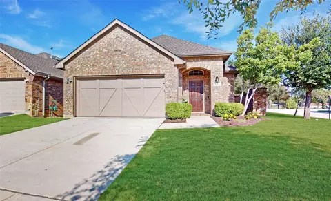 751 Kirby Dr, Lantana, TX 76226