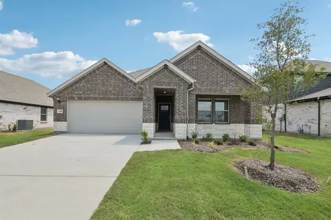 1056 Chestnut Dr, Lavon, TX 75166