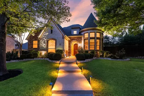 4205 Midpark Ln, Plano, TX 75074