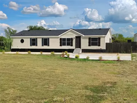 9156 Douglas Cir, Talty, TX 75160