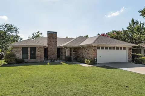 5008 Nevada Dr, Greenville, TX 75402