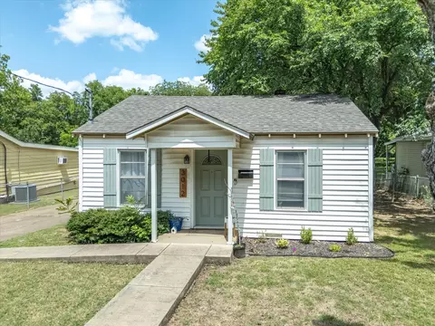 3012 Gene Ln, Haltom City, TX 76117