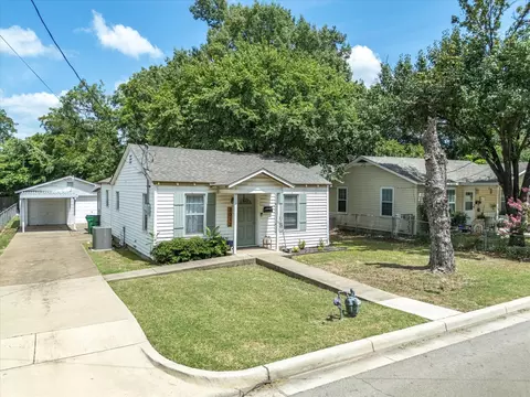 3012 Gene Ln, Haltom City, TX 76117