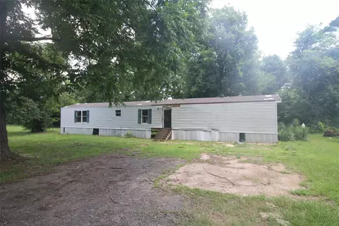 611 N Land Ave, Oil City, LA 71061