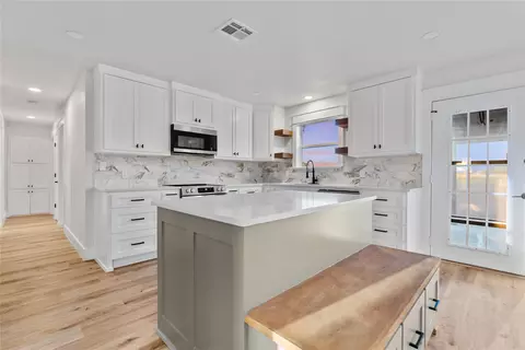 2971 Levi Pkwy, Lorena, TX 76655 photo 8