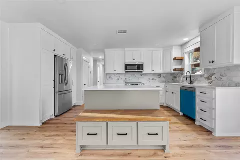 2971 Levi Pkwy, Lorena, TX 76655 photo 11