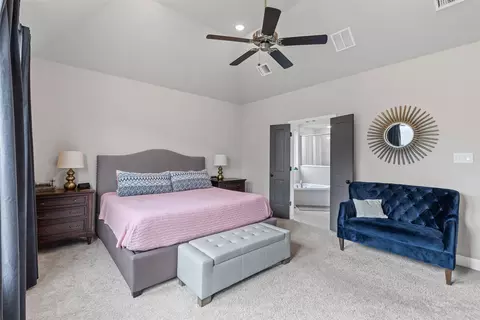 Bedroom - 400 E Paddock, Willow Park, TX 76087 photo 1 of 4