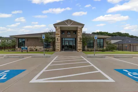 Exterior - 400 E Paddock, Willow Park, TX 76087 photo 6 of 8