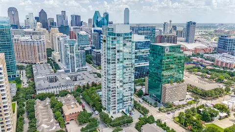 2900 Mckinnon St #1204, Dallas, TX 75201