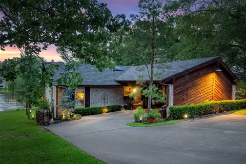 1500 Villa Cove Dr, Tool, TX 75143